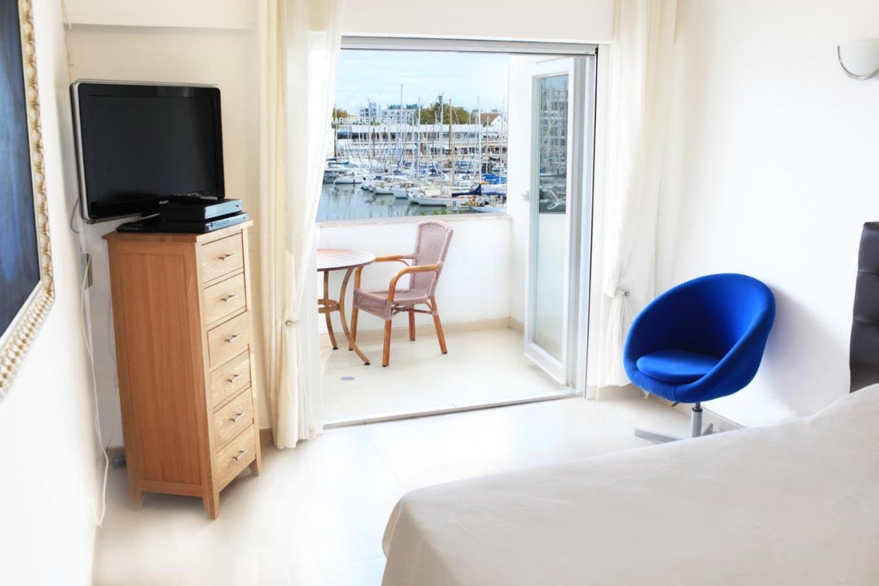 With Marina Views Near Beaches Apartment Lagos