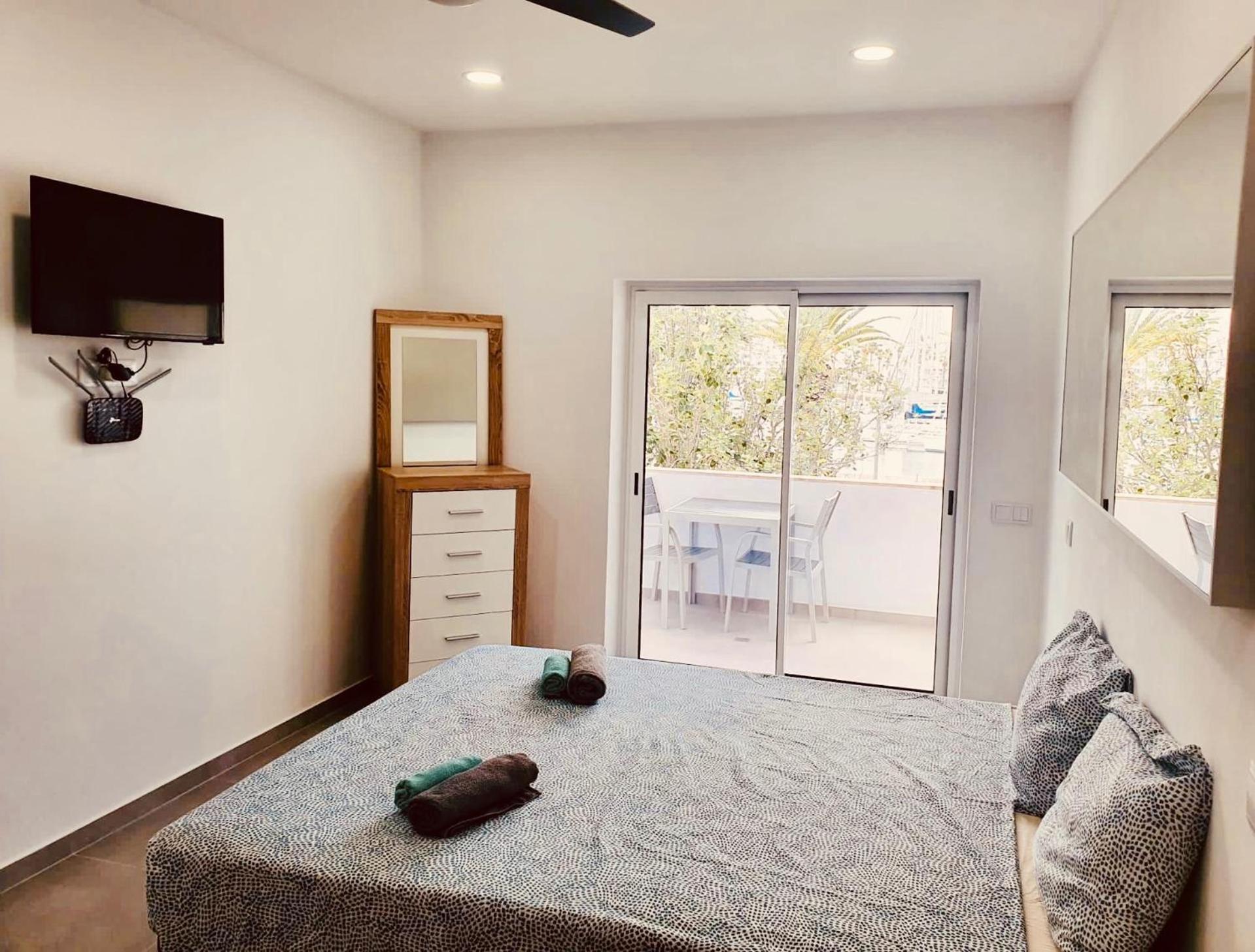 With Marina Views Near Beaches *